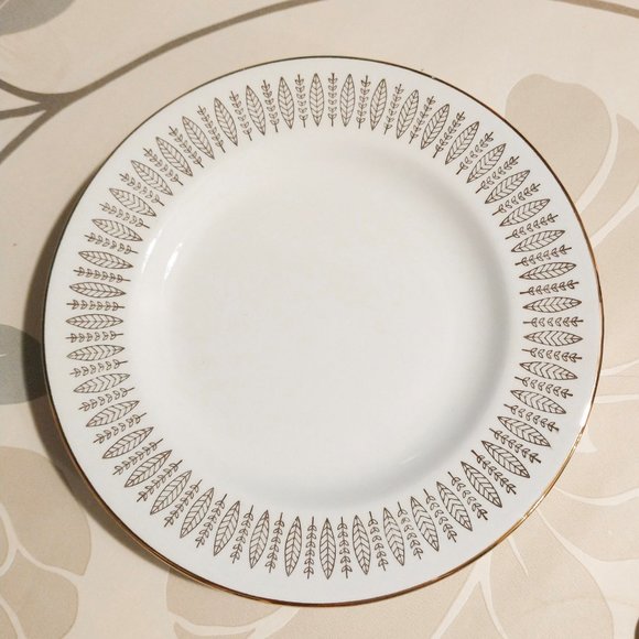 Beautiful Vintage Royal Knight 22K gold design - Picture 4 of 6